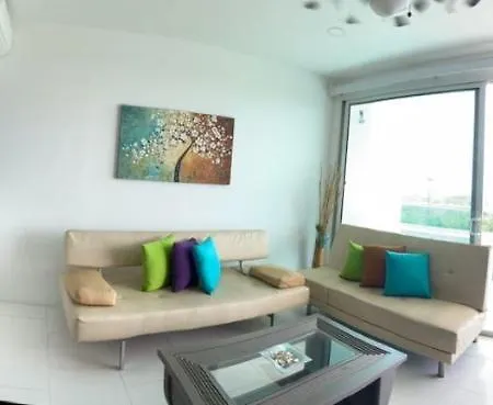 Apartamento En Vista A La Bahia *